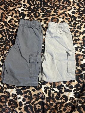 Two Boys Cargo Shorts - Dark Gray & Light Gray